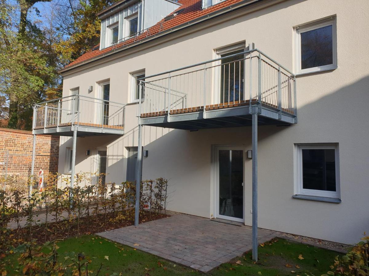 Travel Art Boardinghouse Aparthotel Neuruppin Exteriör bild